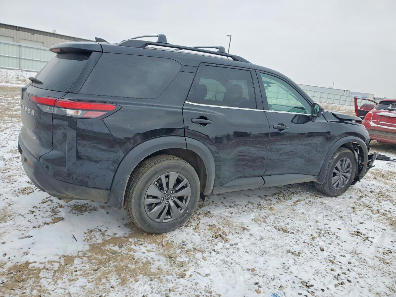 Nissan Pathfinder Sv
