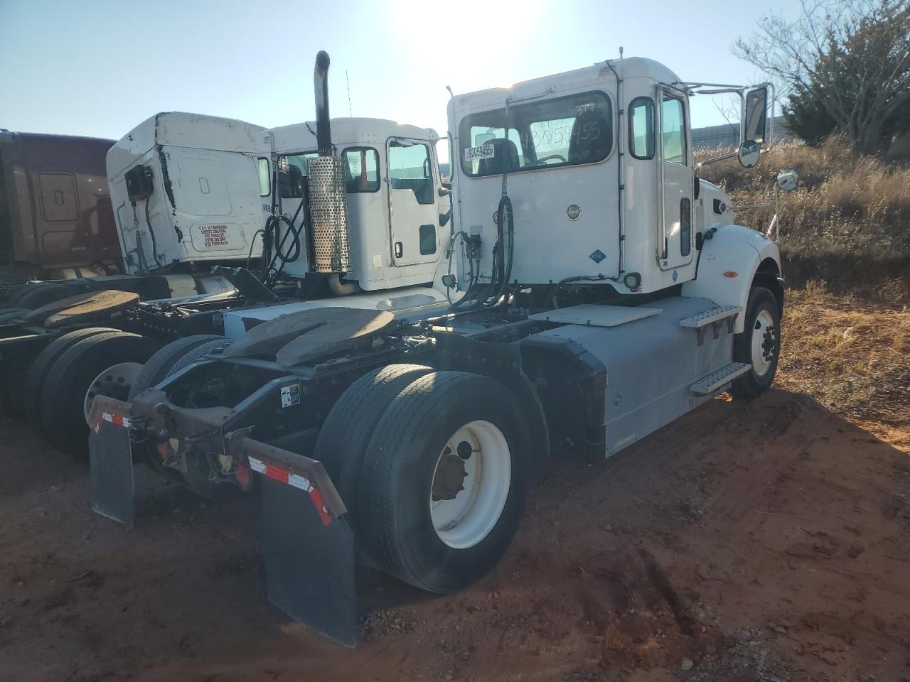 Peterbilt 348