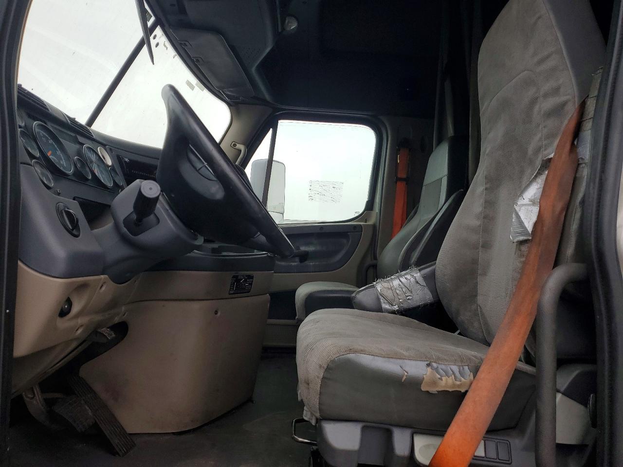 Freightliner Cascadia 1