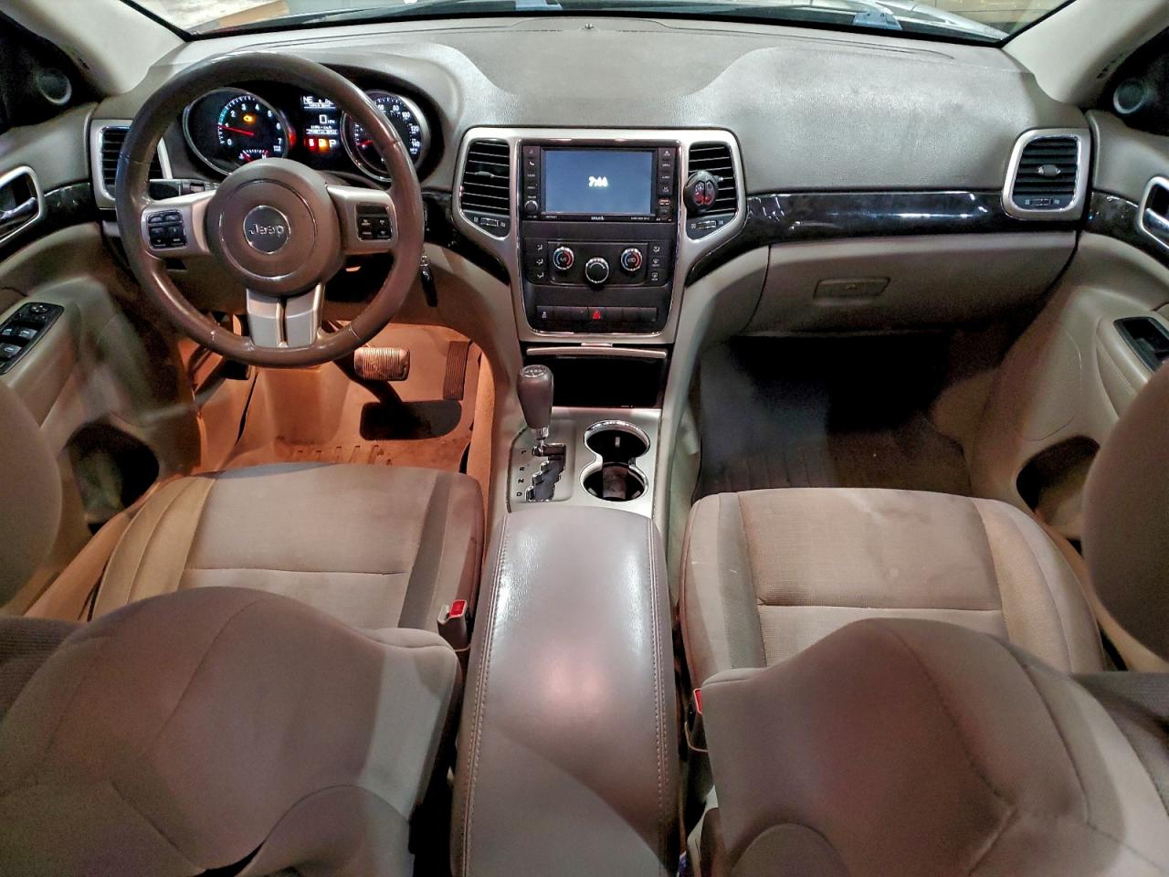 Jeep Grand Cherokee Laredo