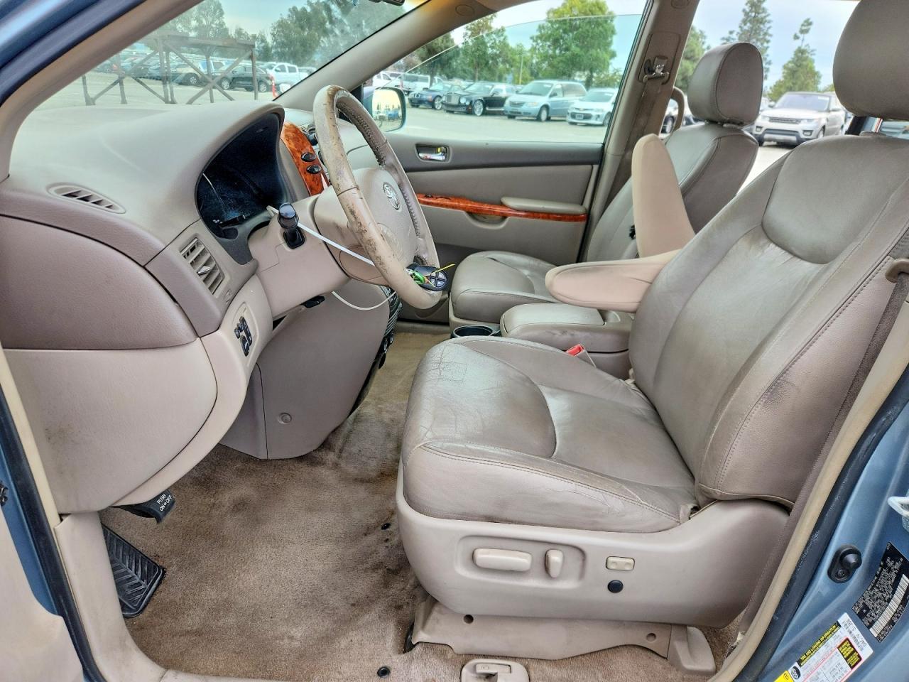 Toyota Sienna Xle