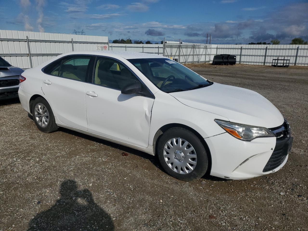 Toyota Camry Le