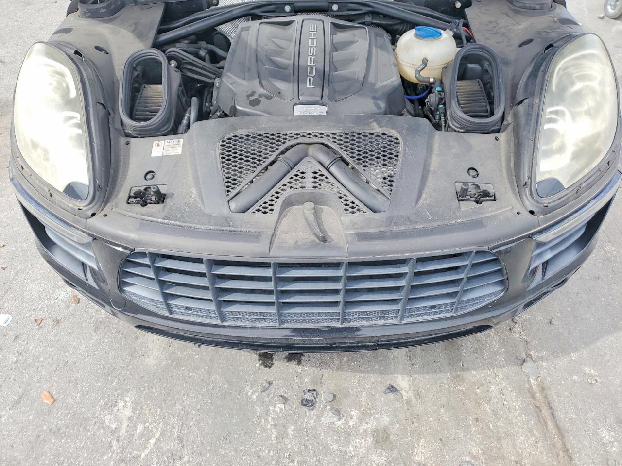 Porsche Macan S