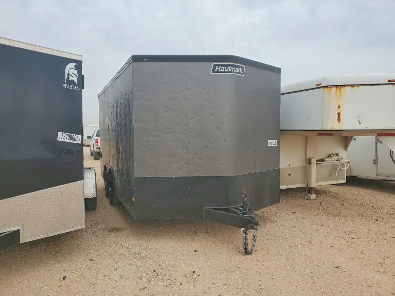 Salvage Haulmark Other Image