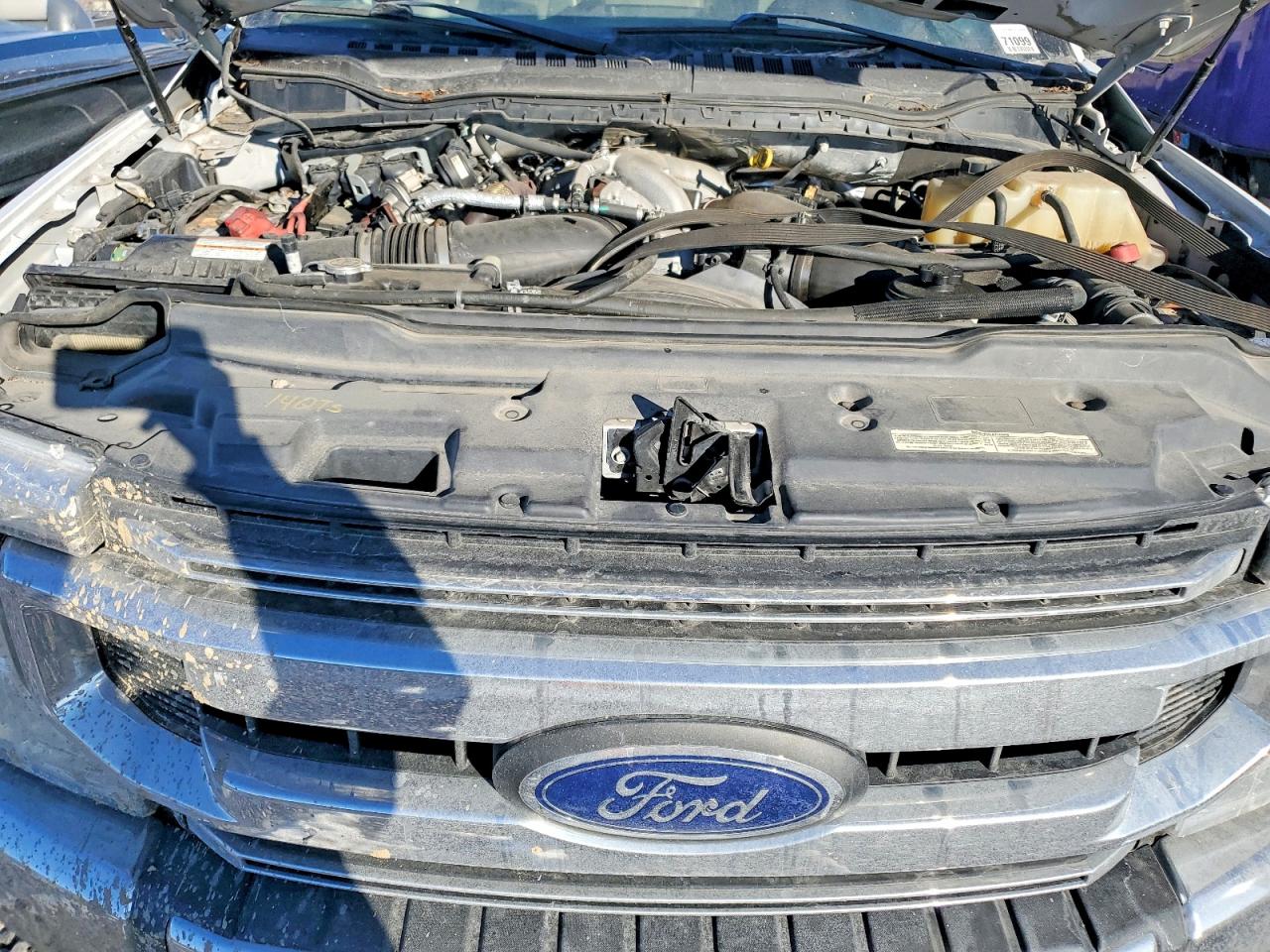 Ford F-550 Super Duty Stripped Chassis