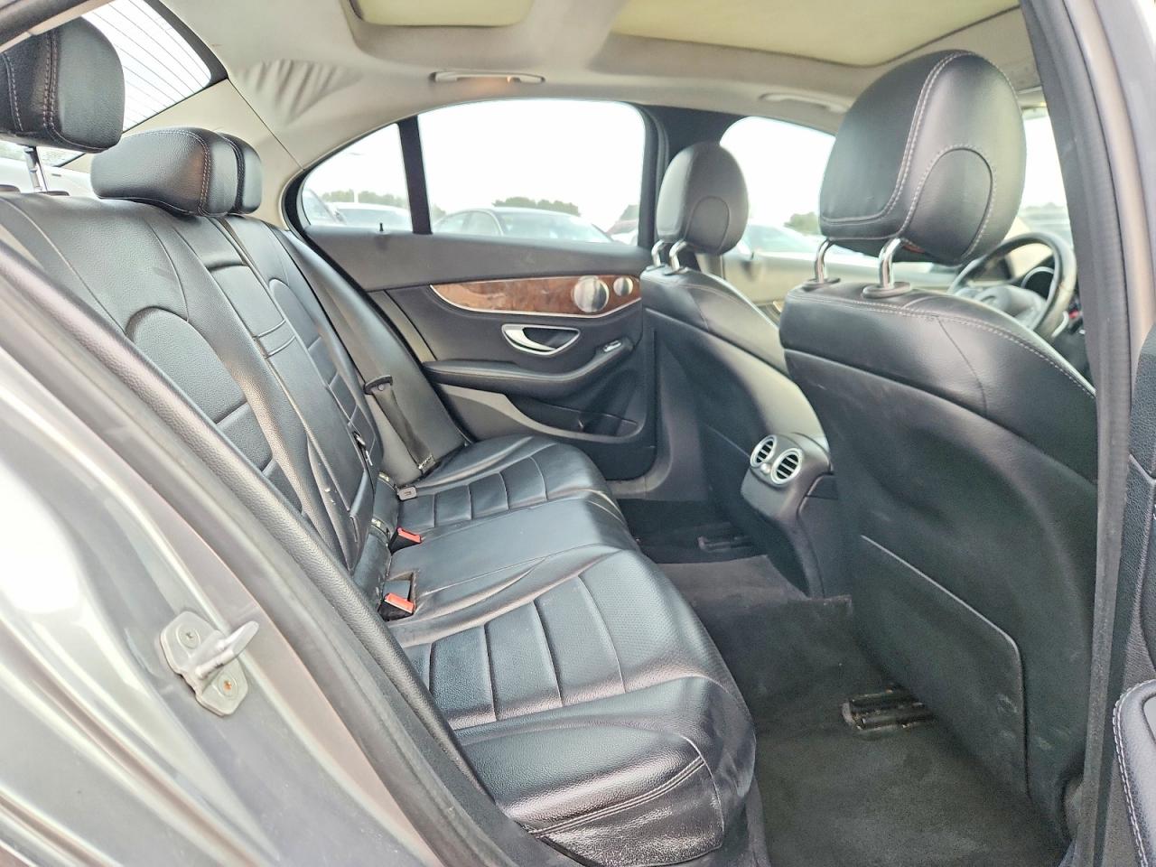 Mercedes-Benz C-Class 300 4matic