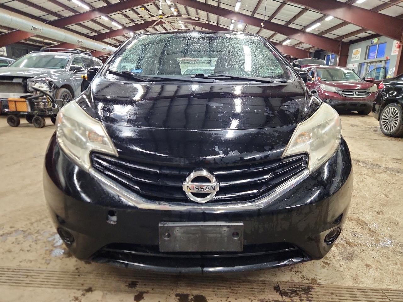 Nissan Versa S