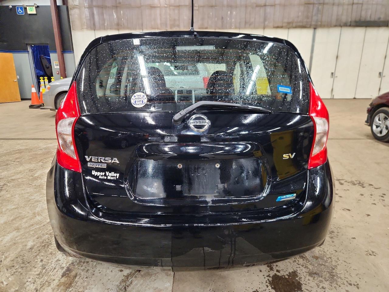Nissan Versa S