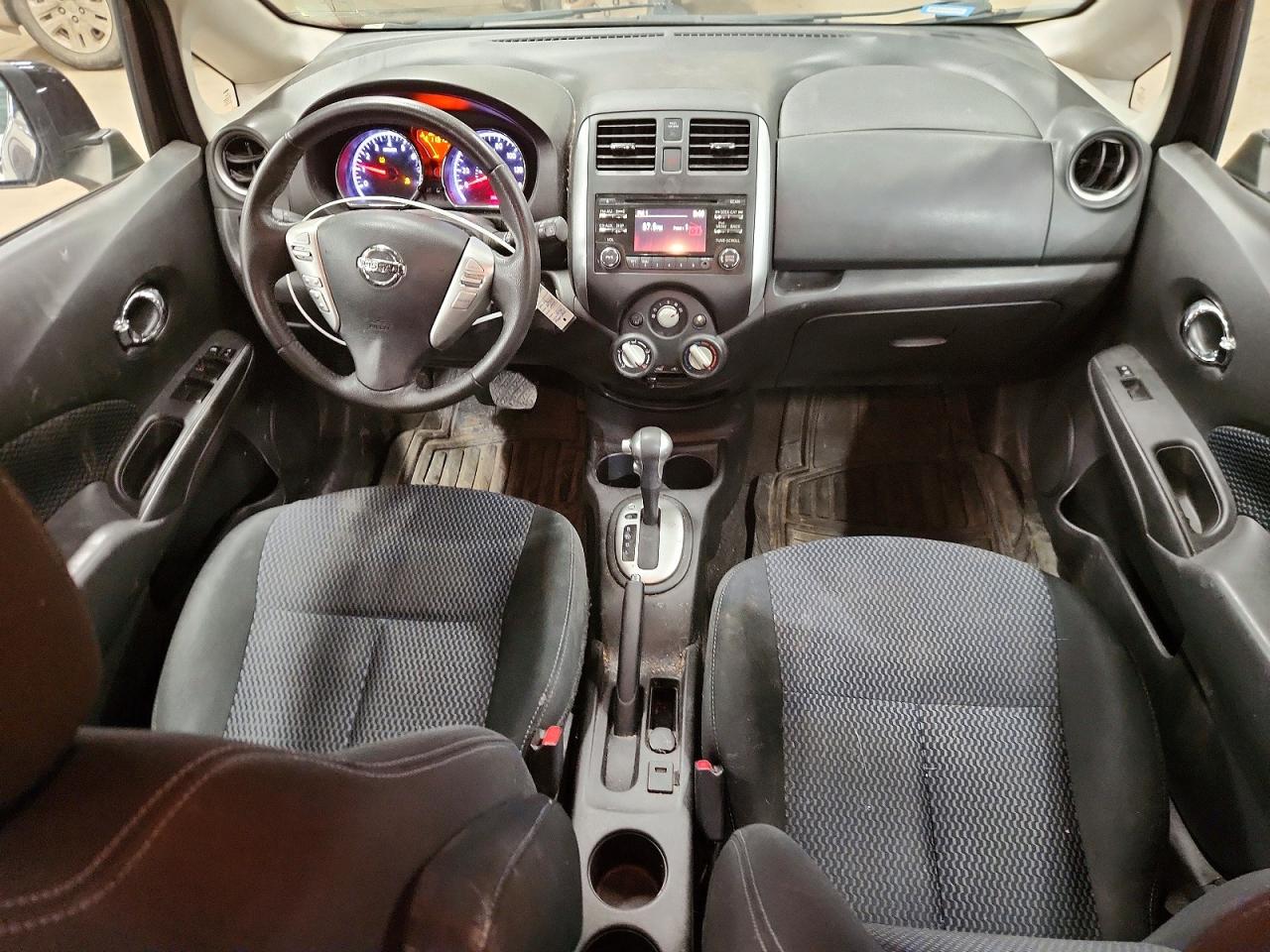 Nissan Versa S