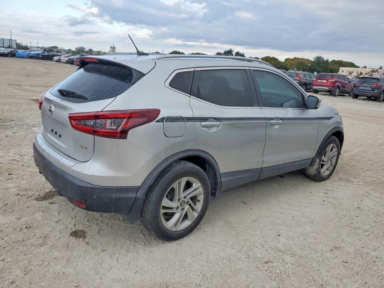 Nissan Rogue Sv