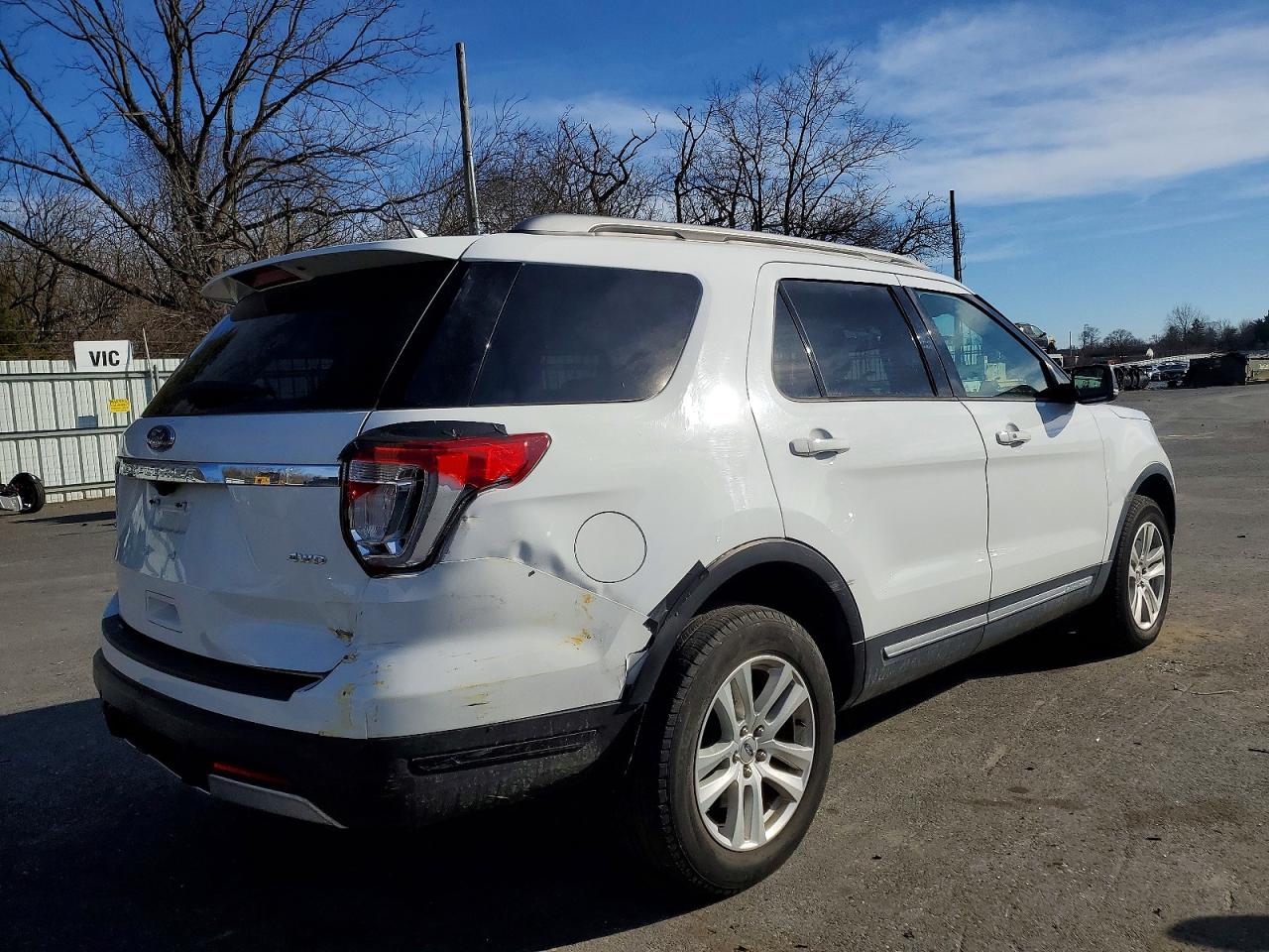 Ford Explorer Xlt