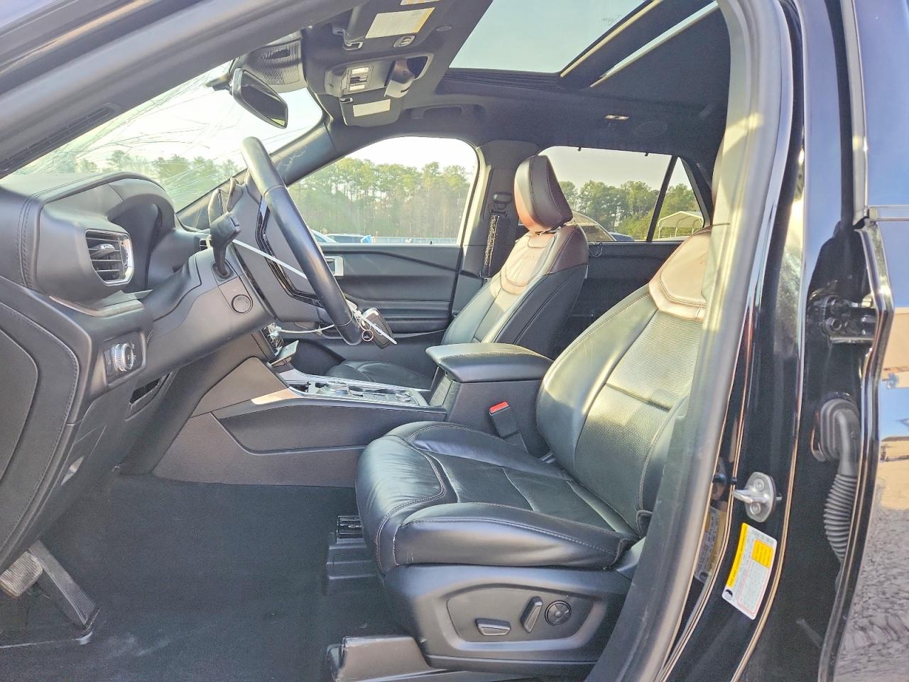 Ford Explorer Platinum
