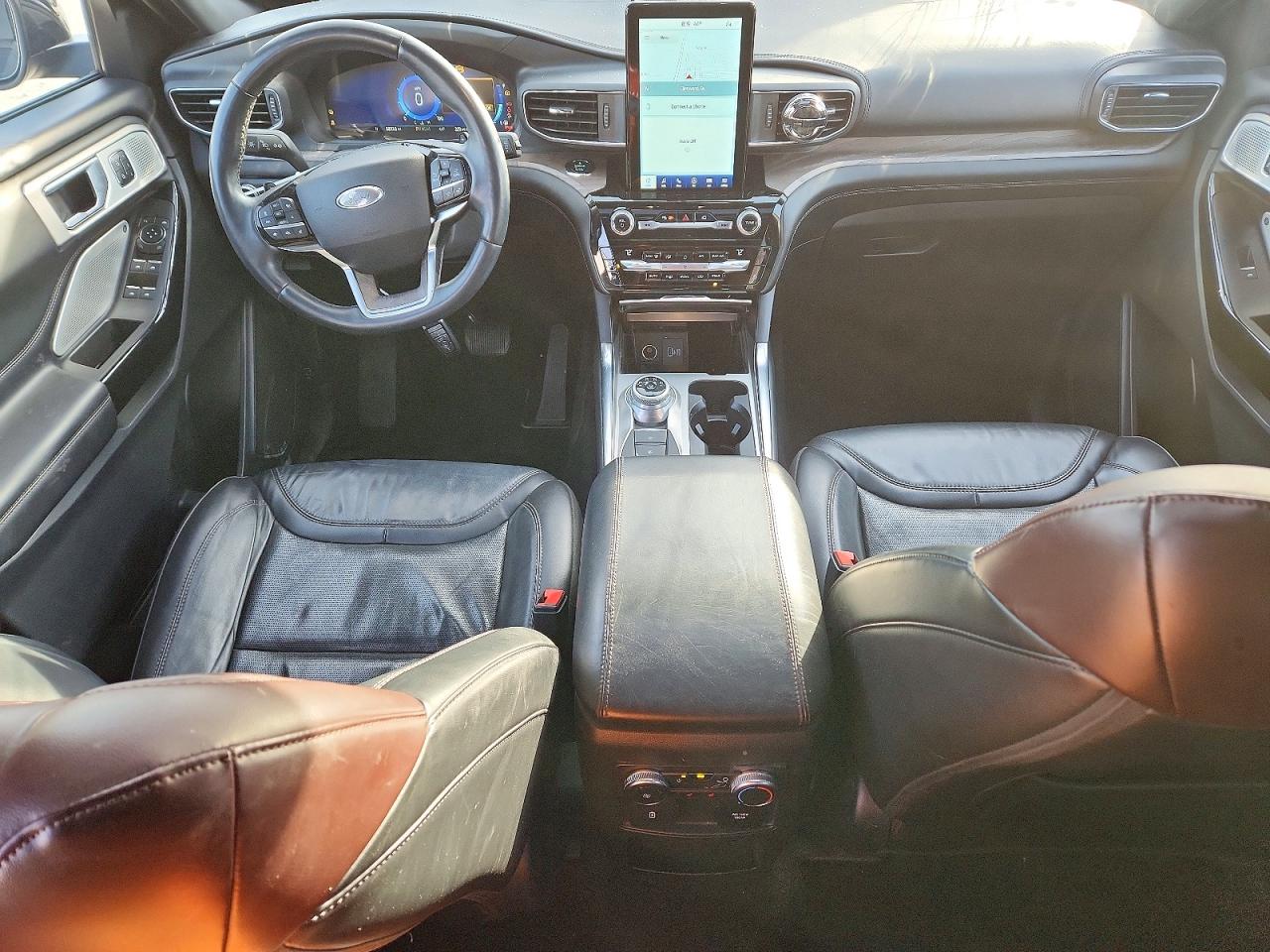 Ford Explorer Platinum