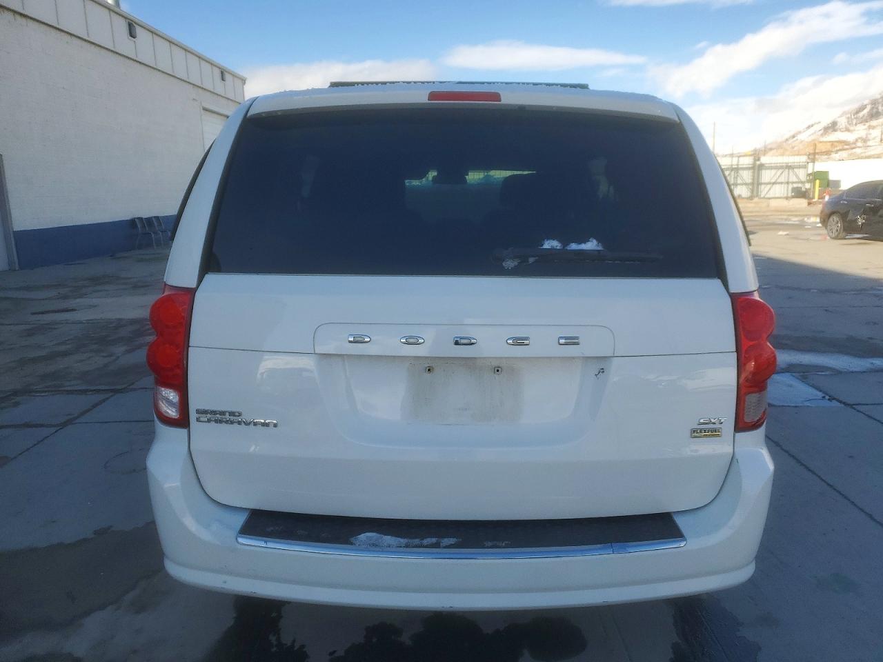 Dodge Caravan Sxt
