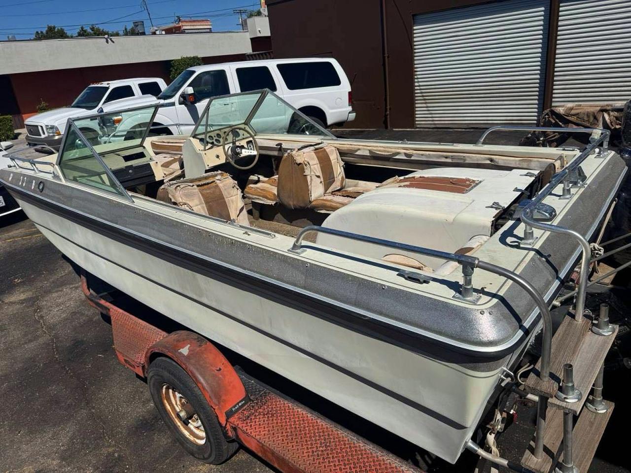 Galaxy Tri hull R