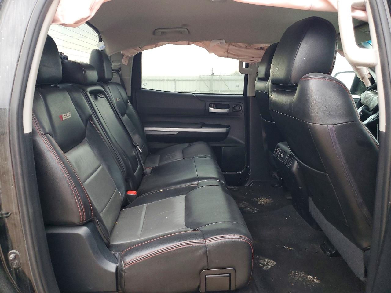 Toyota Tundra Crewmax Sr5