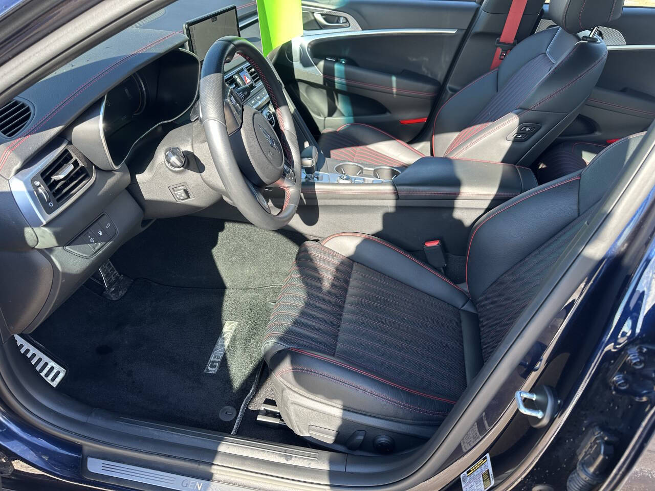 Genesis G70 2.0t Awd 4dr Sedan