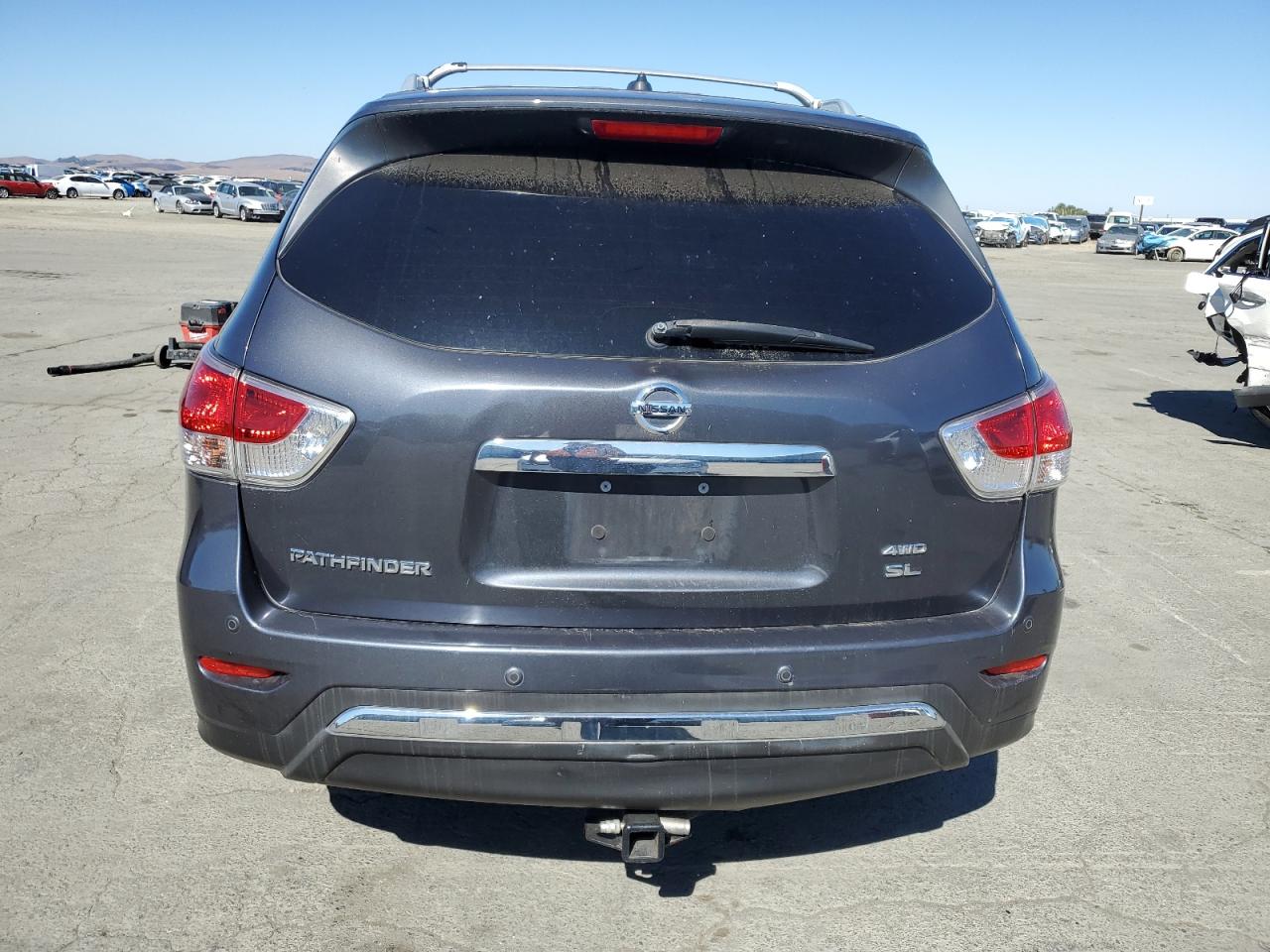 Nissan Pathfinder S