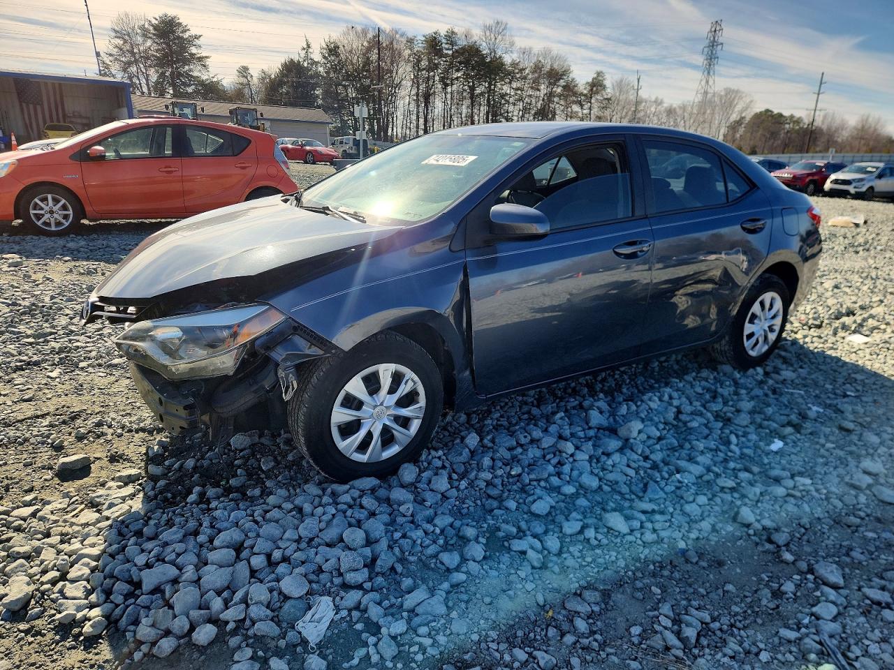 Salvage Toyota Corolla Image