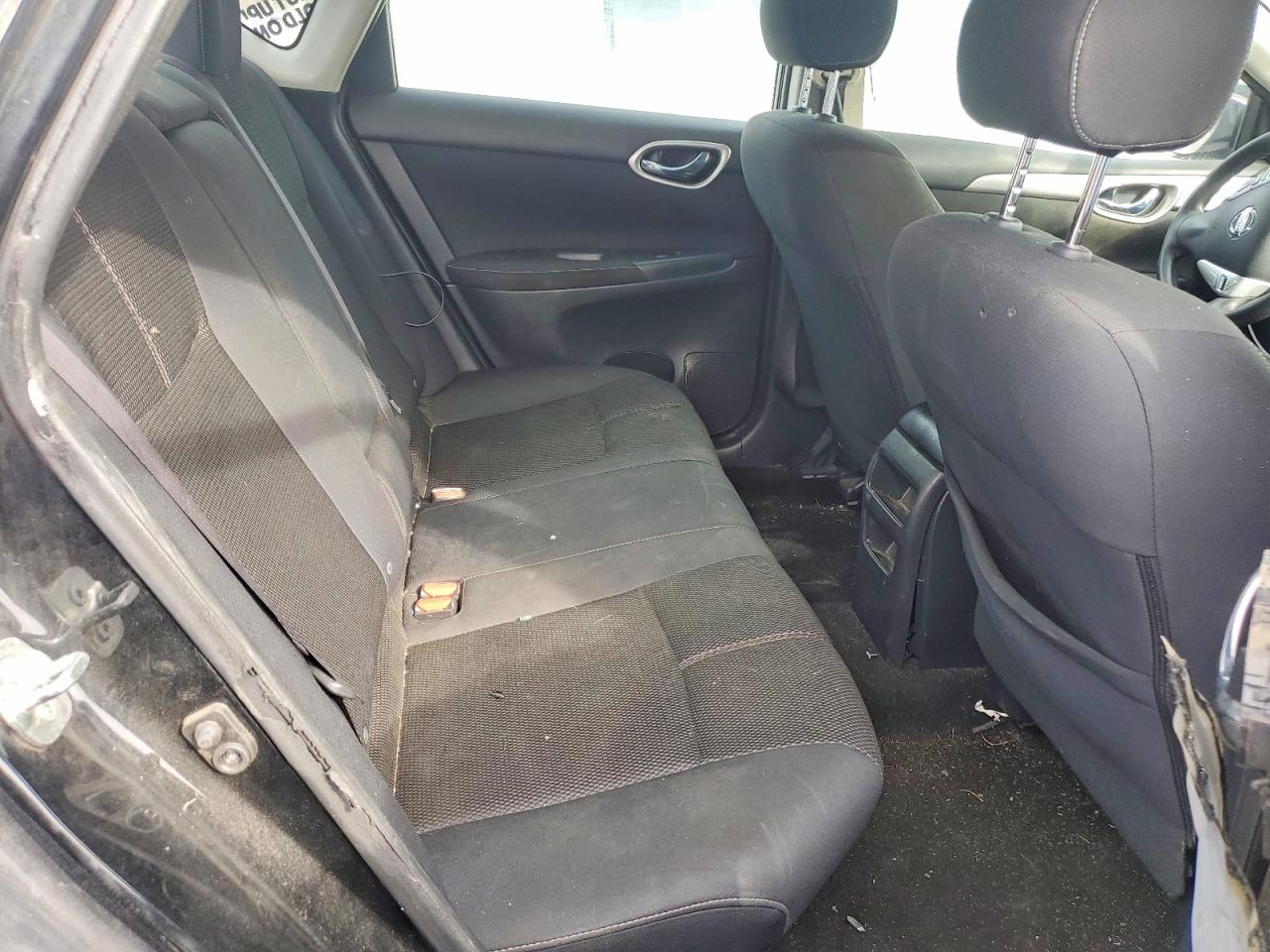 Nissan Sentra S