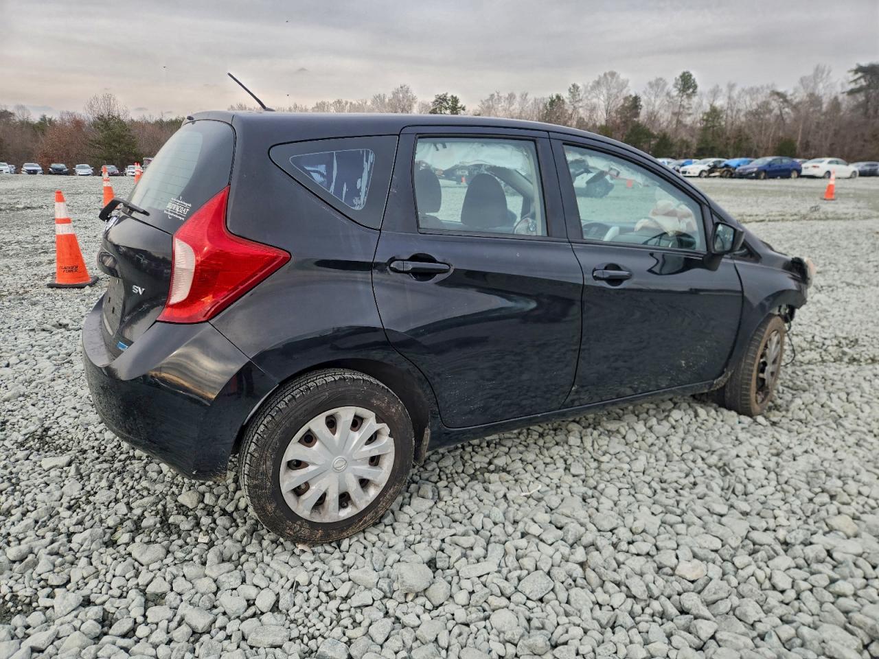 Nissan Versa S