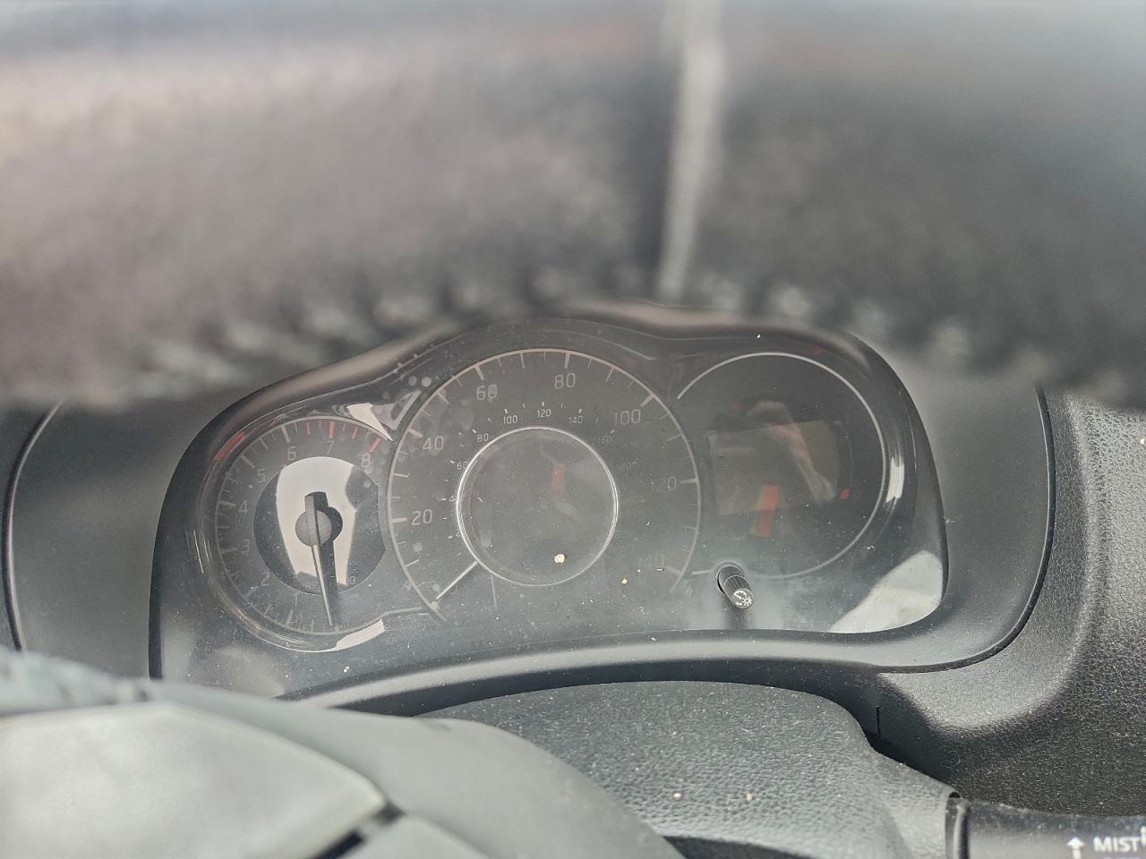 Nissan Versa S