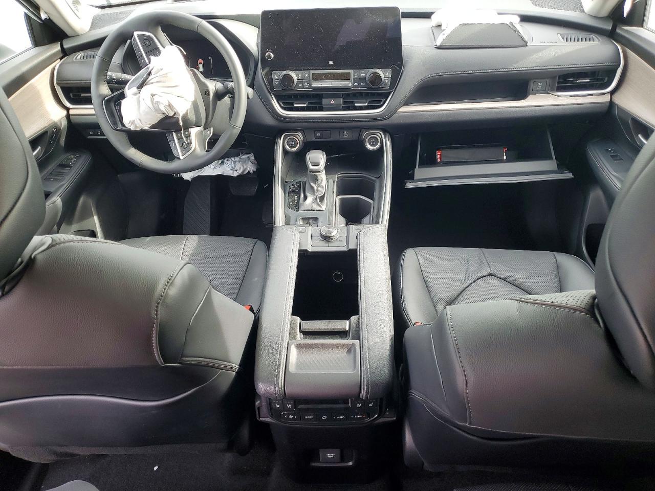 Toyota Grand High Platinum