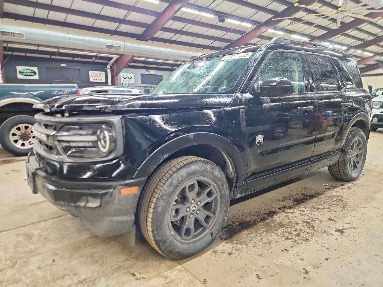 Salvage Ford Bronco Image