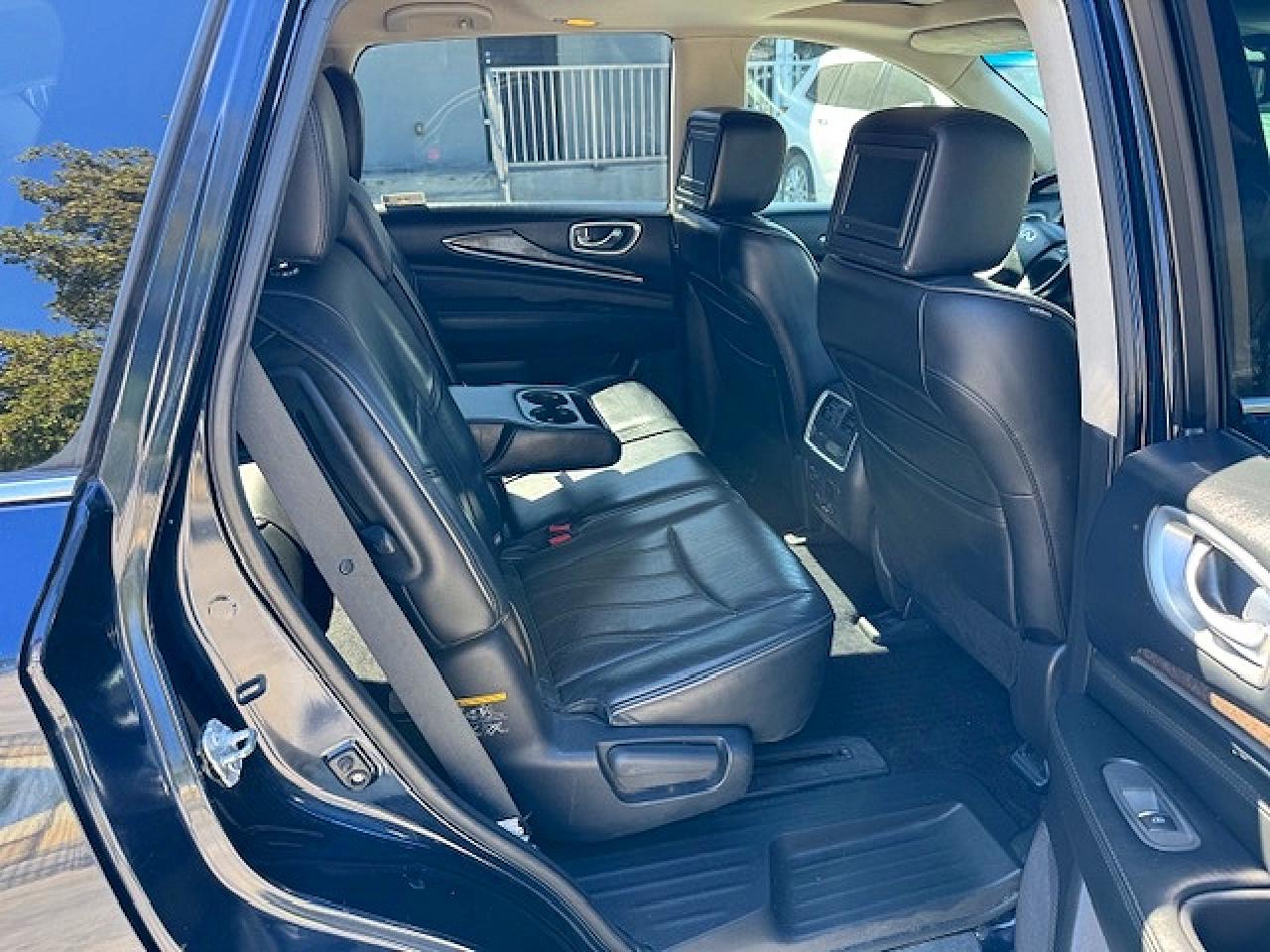 INFINITI Qx