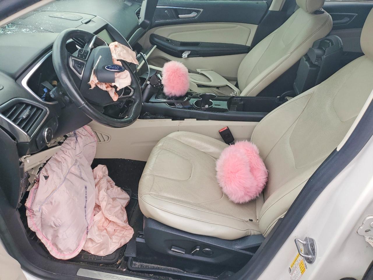 Ford Edge Titanium