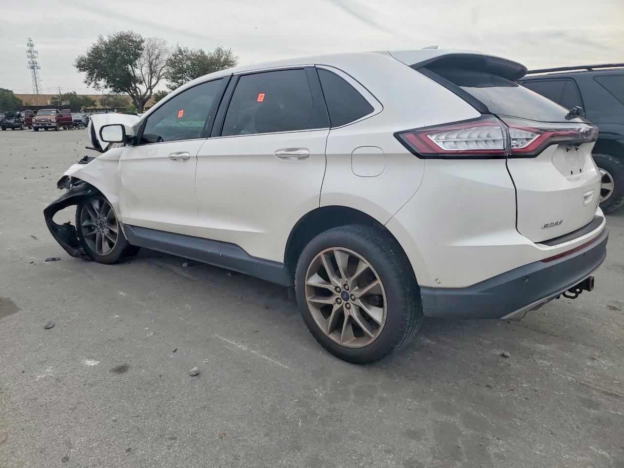 Ford Edge Titanium