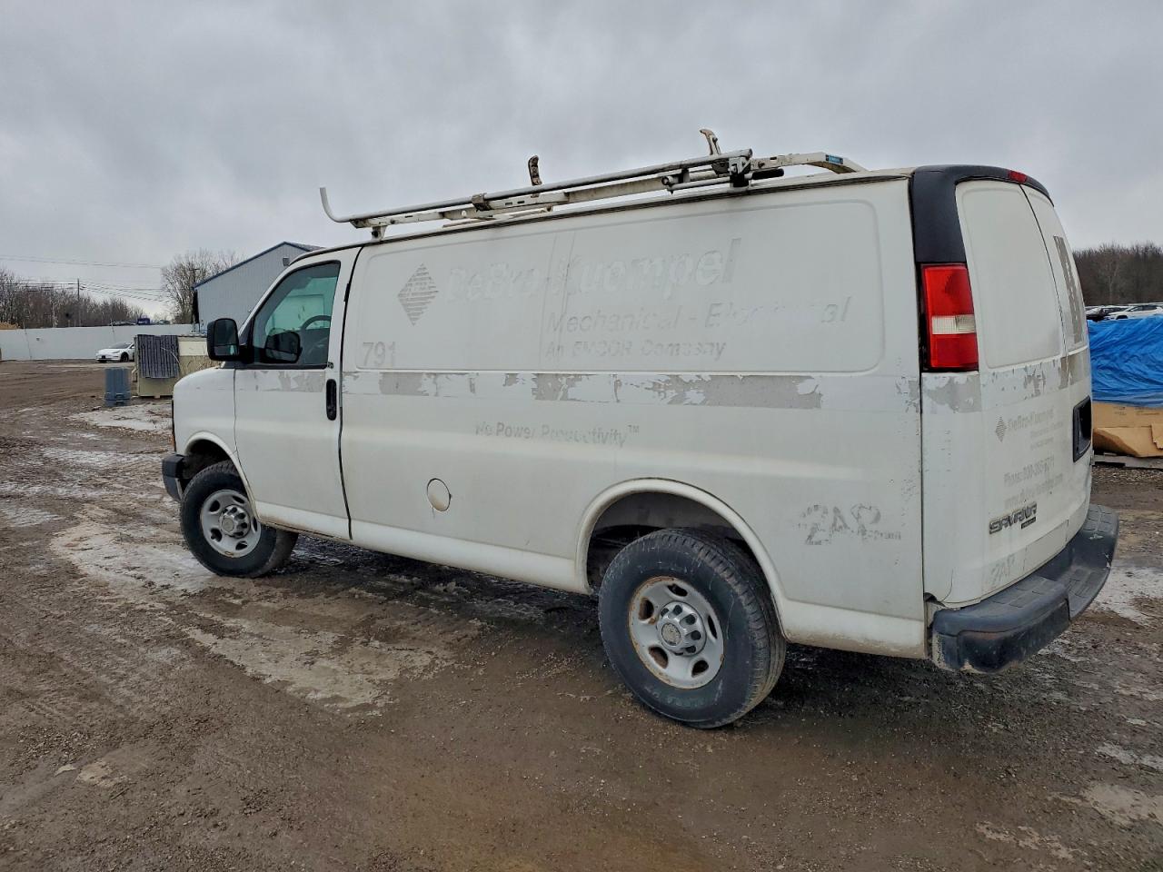 GMC Savana G3500 Paratransit