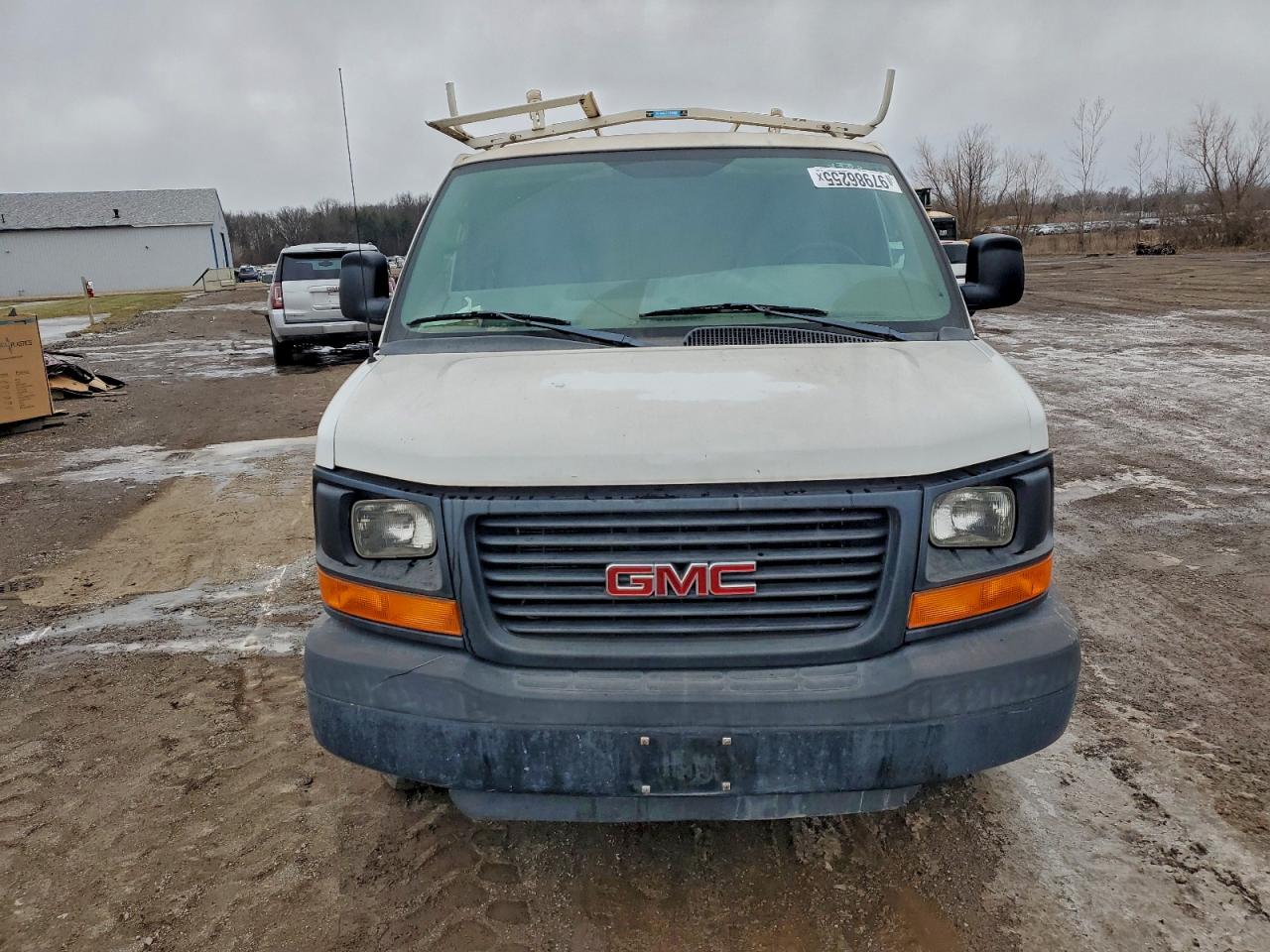 GMC Savana G3500 Paratransit
