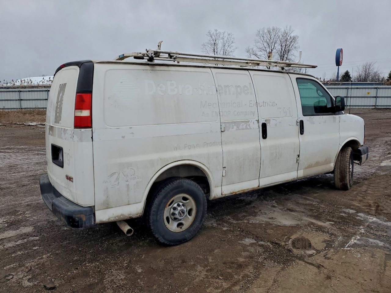 GMC Savana G3500 Paratransit