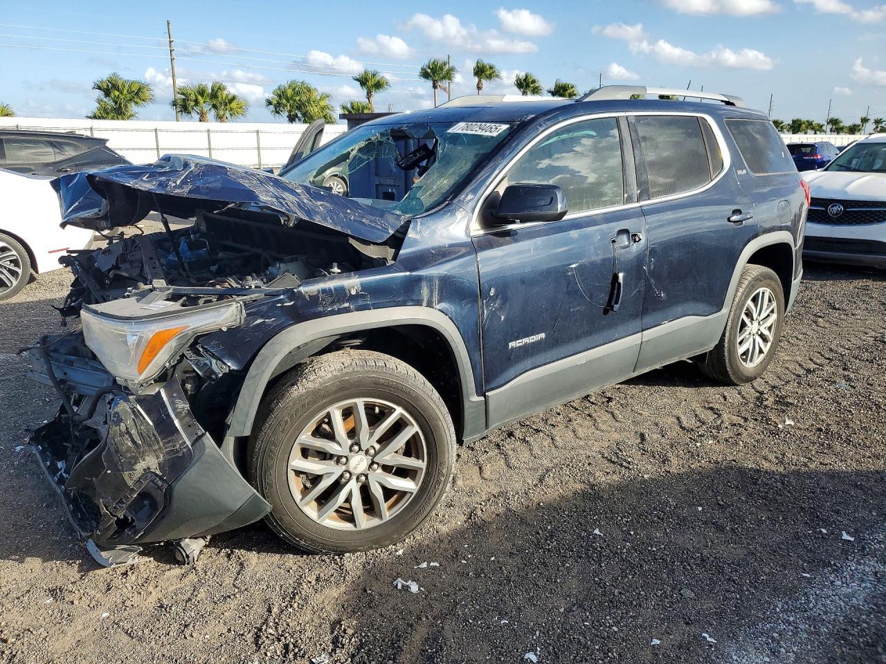 Salvage GMC Acadia Image