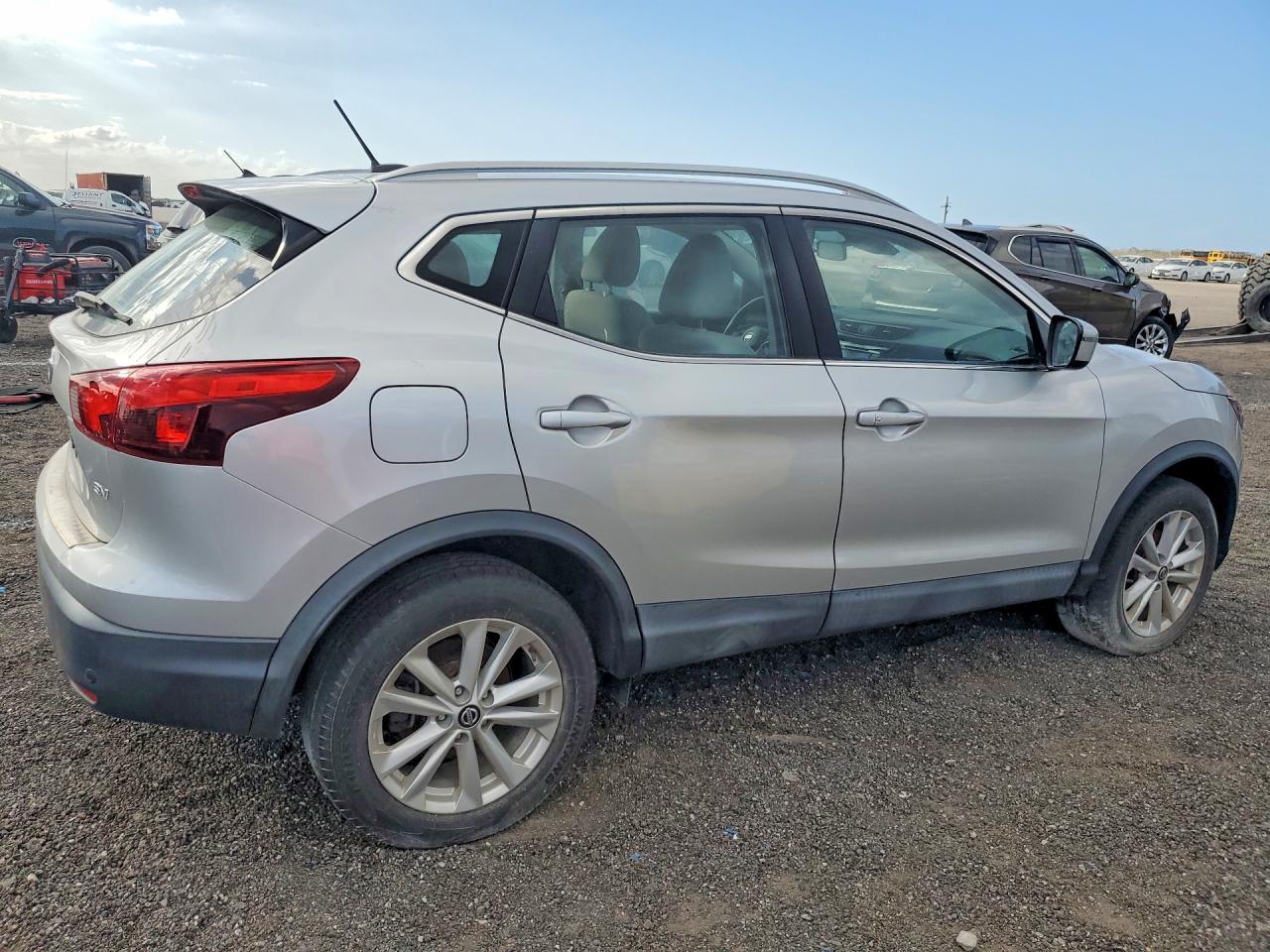 Nissan Rogue S