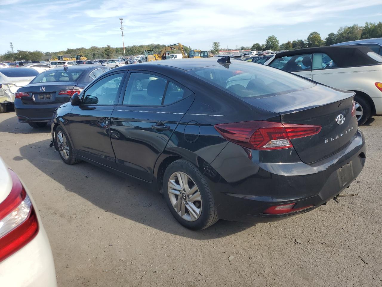 Hyundai ELANTRA Sel