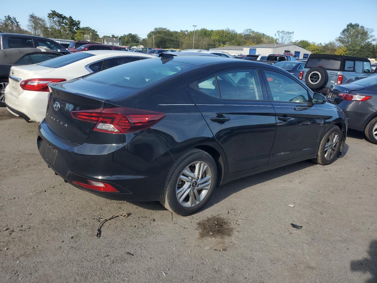 Hyundai ELANTRA Sel