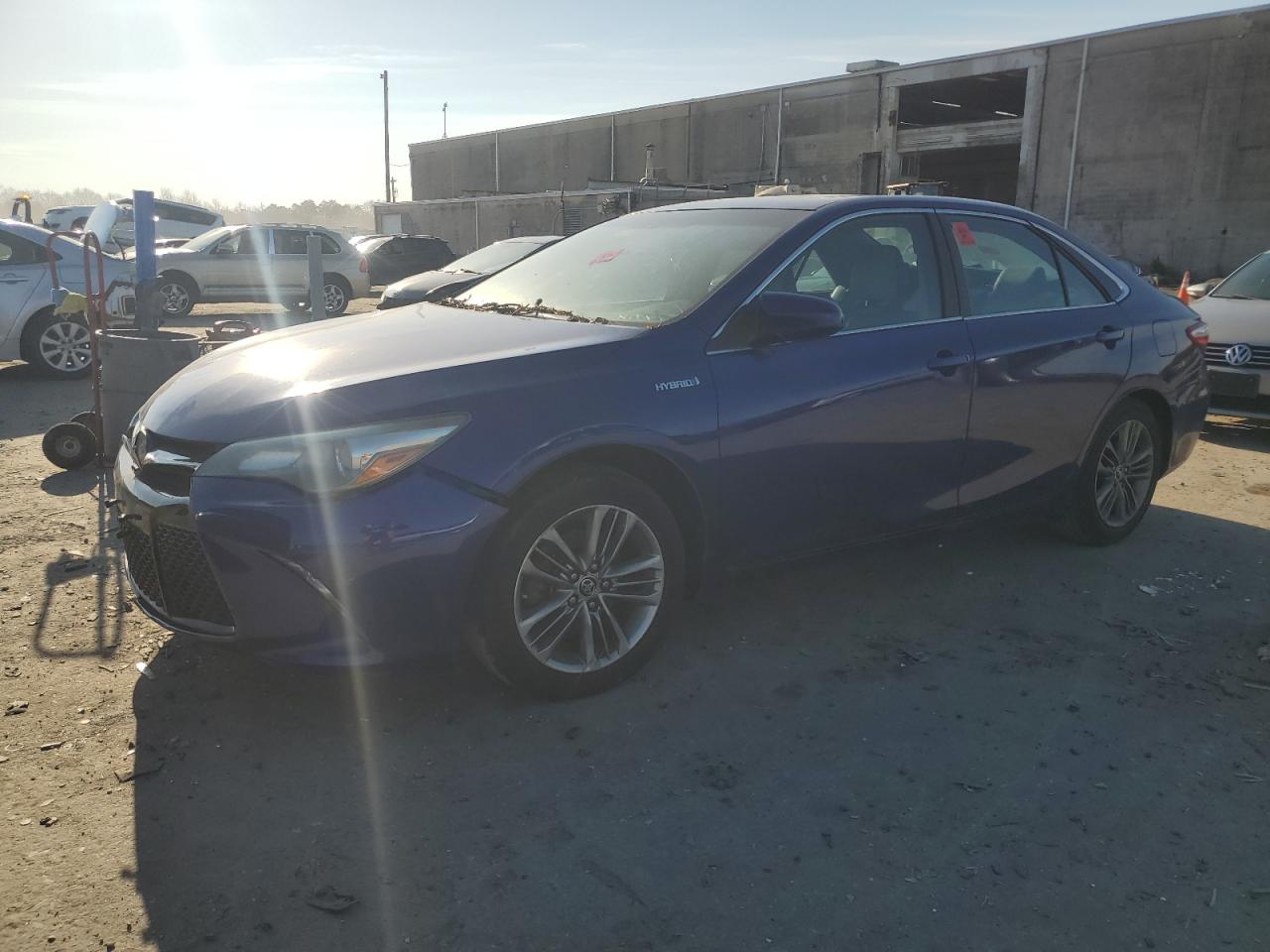 Salvage Toyota Camry Image