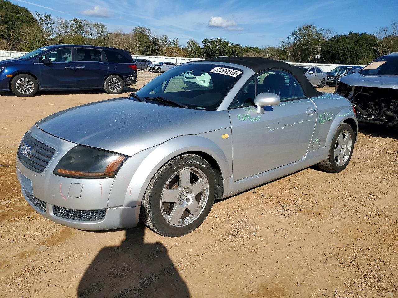 Salvage Audi TT Image