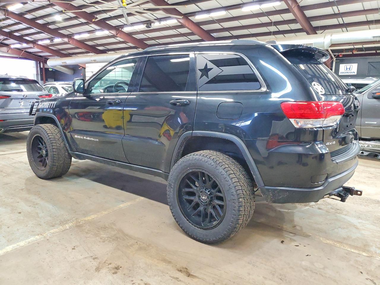 Jeep Grand Cherokee Laredo