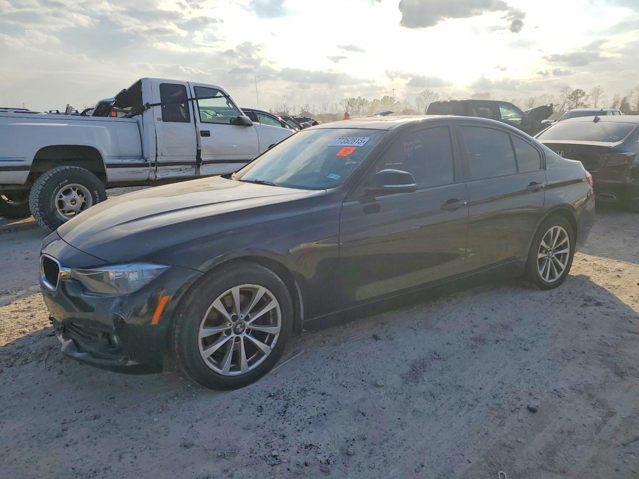 Salvage BMW 3 Series Image