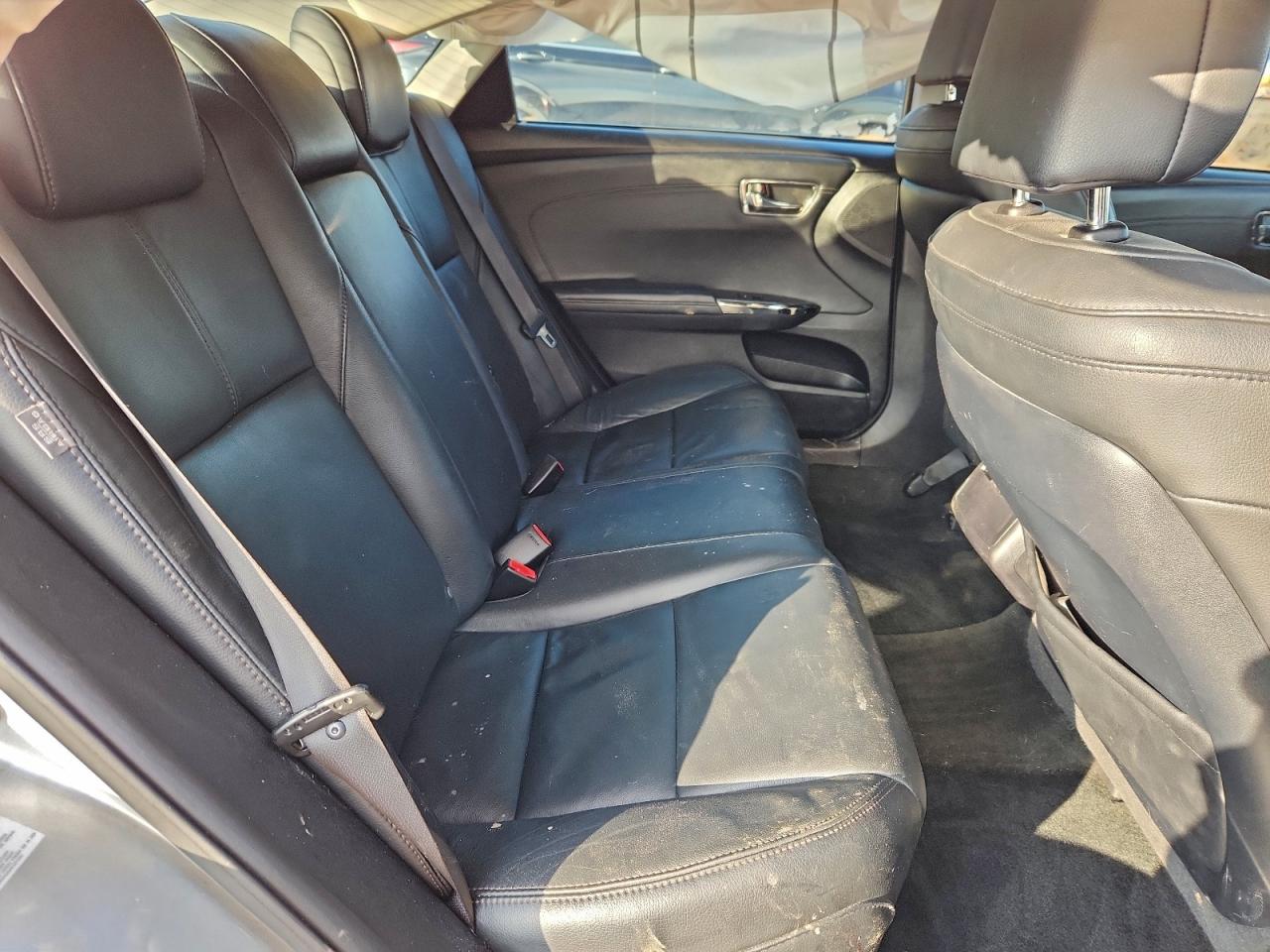 Toyota Avalon Base