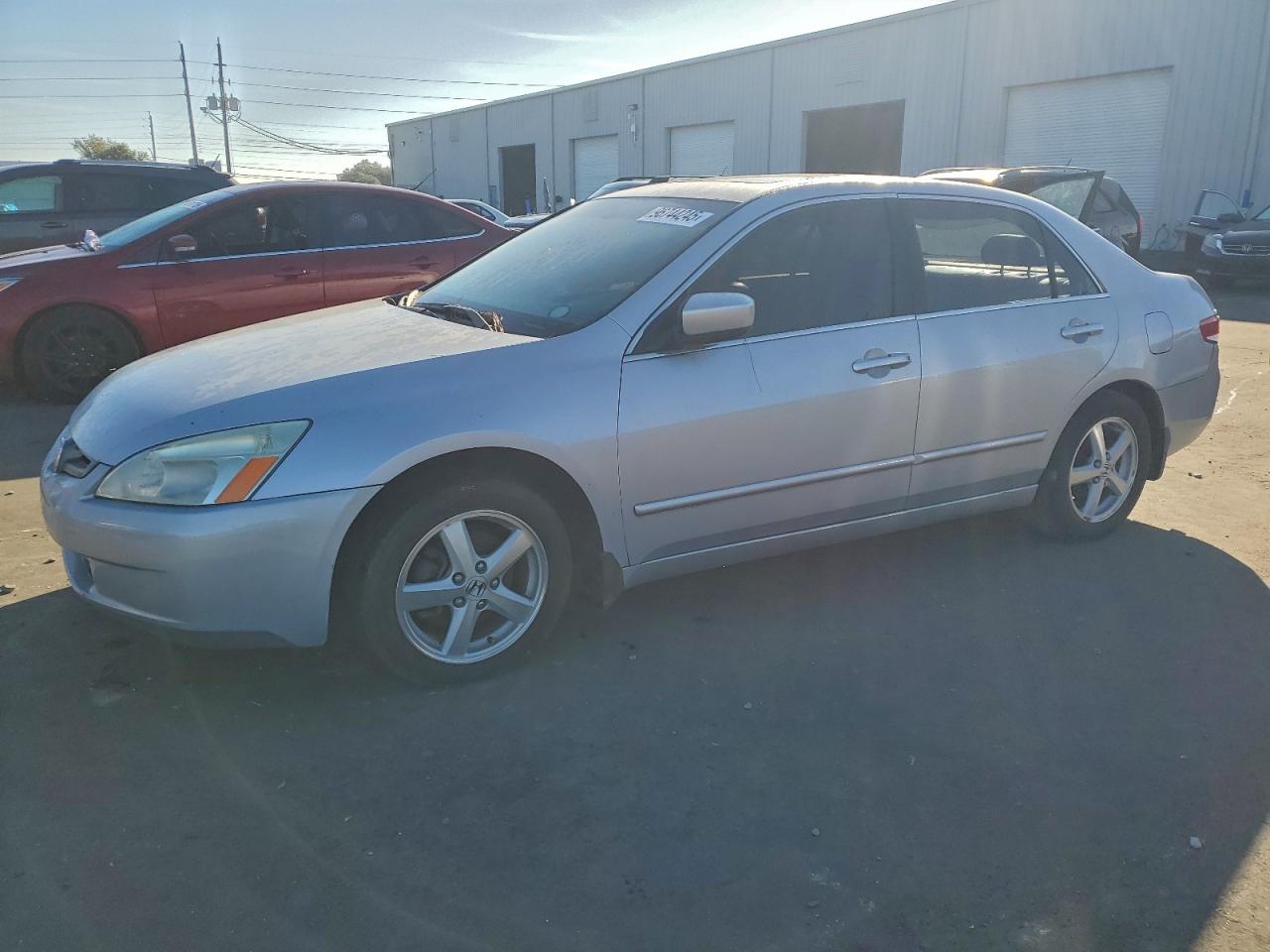 Salvage Honda Accord Image