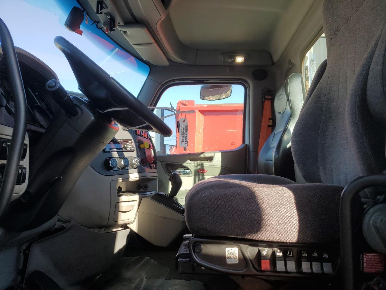Peterbilt 579