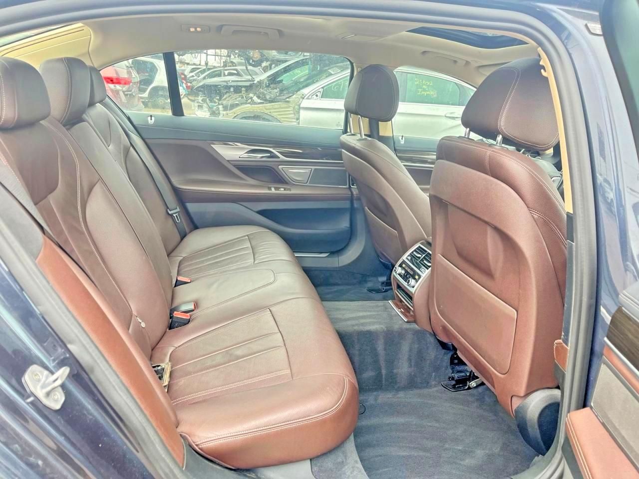 BMW 7 Series Xi