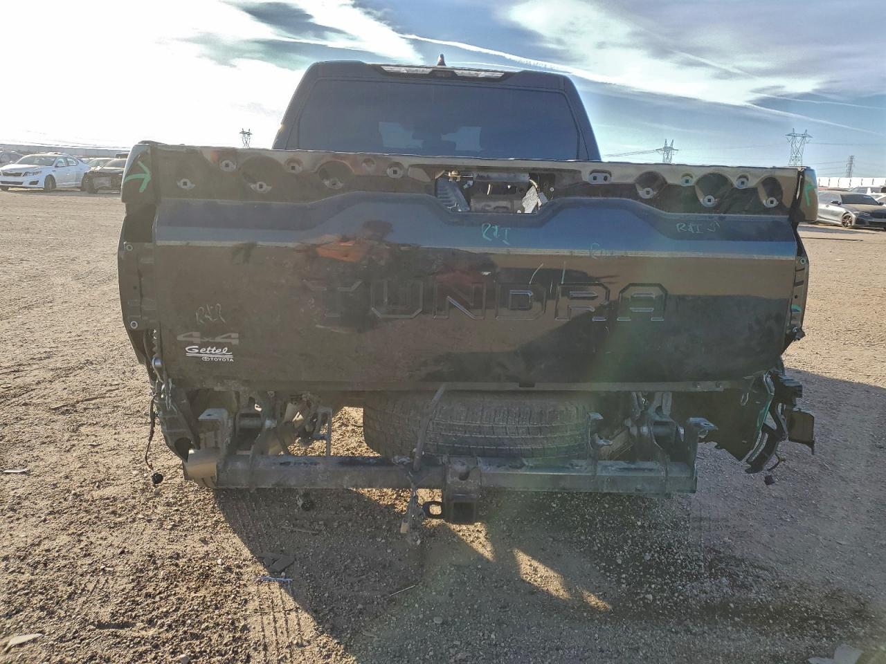 Toyota Tundra Crewmax Sr
