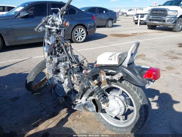 Yamaha Xj700