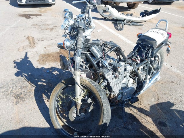 Yamaha Xj700