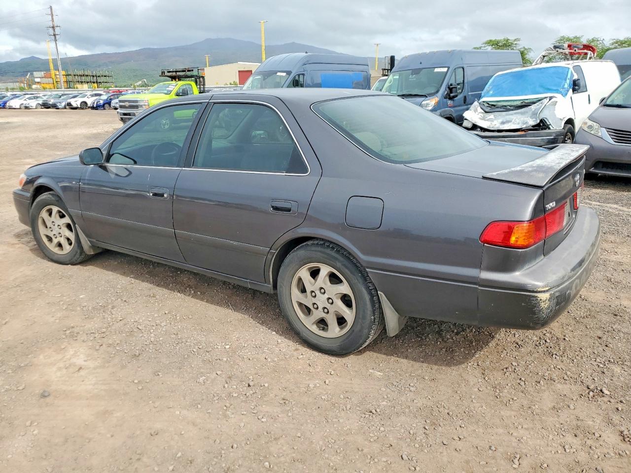Toyota Camry Ce